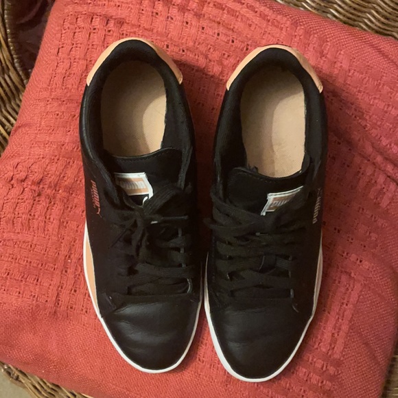 Puma Classics Black with Peach size 8 1/2 - Picture 4 of 10